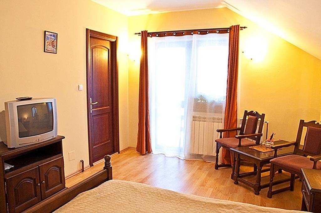 Pensiunea Poiana Verde Slănic-Moldova エクステリア 写真